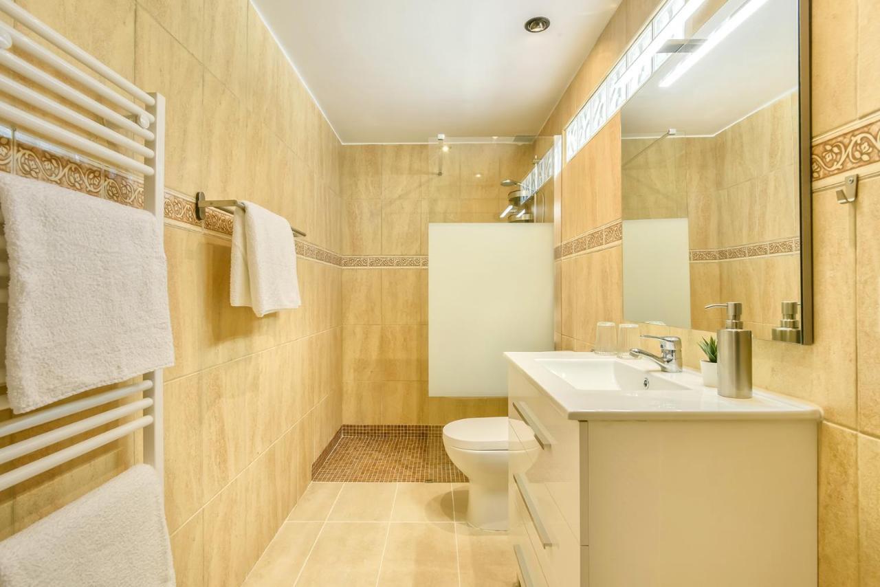 Modern Stylish Bungalow In Морайра Экстерьер фото