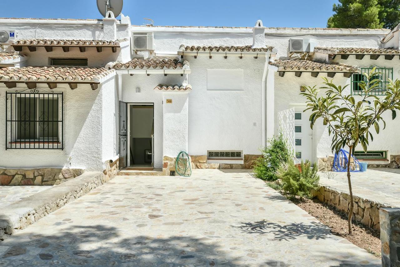 Modern Stylish Bungalow In Морайра Экстерьер фото